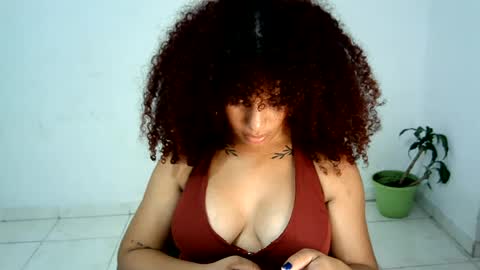 isa_bellaxx23 online show from 06-12-26, 01:59