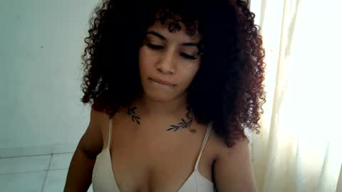 isa_bellaxx23 online show from 06-17-26, 07:48