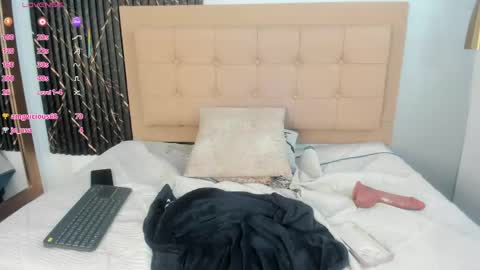 ISABELLA online show from 05-16-26, 07:34