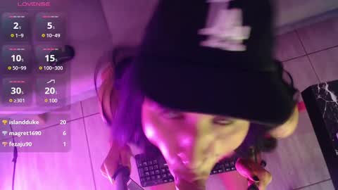 Snapshot of isa_hall chatting on 02-19-25, 12:03 Isabella Hall online show from 02-19-25, 12:03