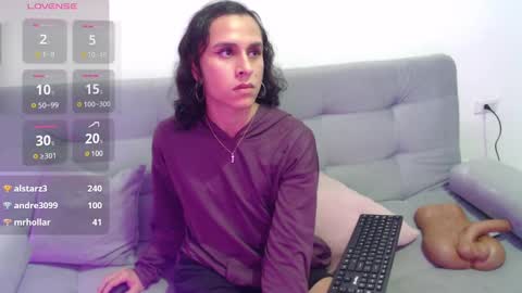 Snapshot of isa_hall chatting on 03-12-25, 05:13 Isabella Hall online show from 03-12-25, 05:13