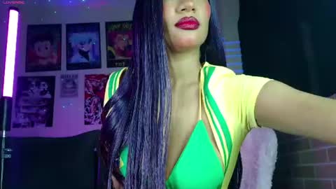 Snapshot of isa_hotwife chatting on 06-29-26, 04:07 isa_hotwife online show from 06-29-26, 04:07