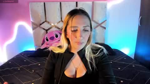 isa_klein online show from 07-28-26, 01:56