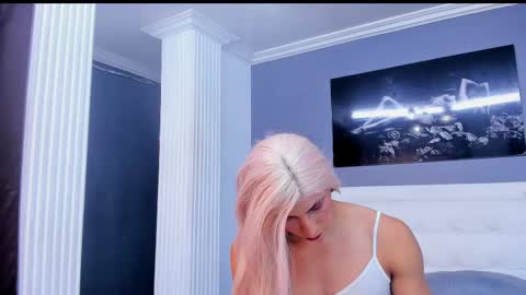 Isa Lancaster online show from 02-16-25, 07:16