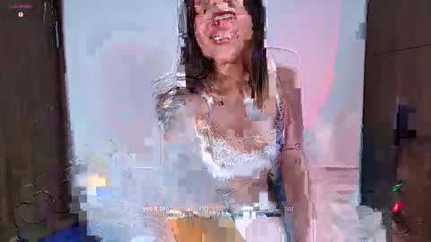 Snapshot of isa_laurentt chatting on 05-12-26, 12:30 Isabella Laurentt online show from 05-12-26, 12:30