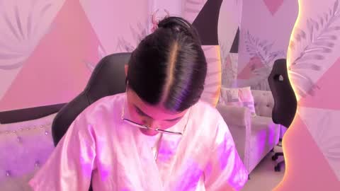    online show from 03-06-25, 01:35