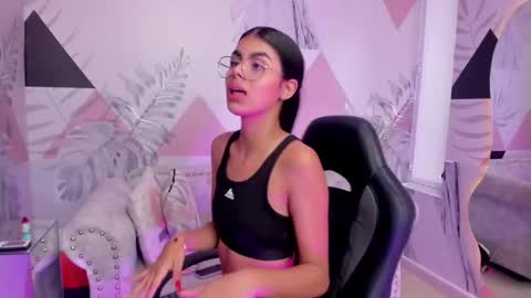    online show from 03-08-25, 04:28