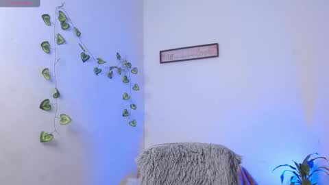 isa_salvatore online show from 09-08-25, 06:40