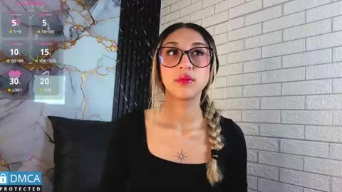 Snapshot of isa_sweet1_ chatting on 05-13-26, 11:07 Isa online show from 05-13-26, 11:07
