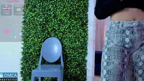 Snapshot of isa_sweet1_ chatting on 05-23-26, 11:03 Isa online show from 05-23-26, 11:03