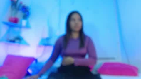 Isabel online show from 11-25-25, 12:05