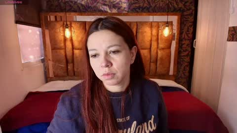 Snapshot of isa_thompson__ chatting on 04-27-26, 11:52 I S A online show from 04-27-26, 11:52