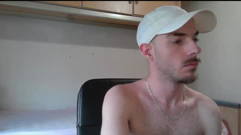 Isaac99c online show from 05-09-26, 03:39