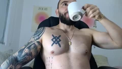 Isaac carter online show from 01-12-26, 11:04