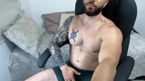 Isaac carter online show from 02-05-26, 01:21