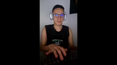 Isaac online show from 03-06-26, 05:15