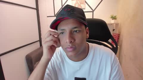 IsaacBlack  online show from 09-28-25, 05:02