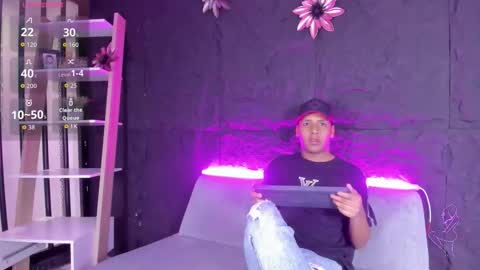 IsaacBlack  online show from 10-02-25, 05:14