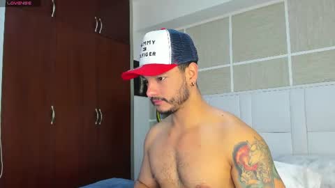 Snapshot of isaacs11 chatting on 07-22-26, 12:30 Isaac Surez online show from 07-22-26, 12:30