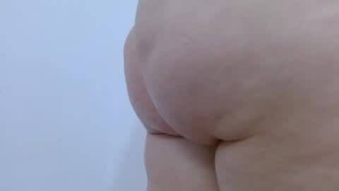 Snapshot of isabel_24_gil chatting on 05-09-26, 04:45 isabel online show from 05-09-26, 04:45