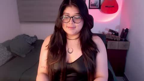 Snapshot of isabel_art chatting on 07-19-26, 09:13 Call me ISA online show from 07-19-26, 09:13