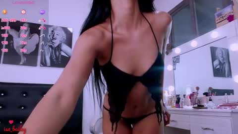 Snapshot of isabel_bailey chatting on 07-30-26, 11:26 isabel online show from 07-30-26, 11:26