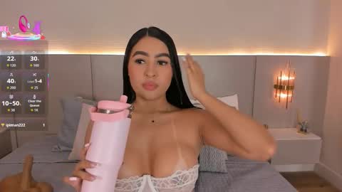 Snapshot of isabel_millher chatting on 09-12-25, 02:33 Isa online show from 09-12-25, 02:33