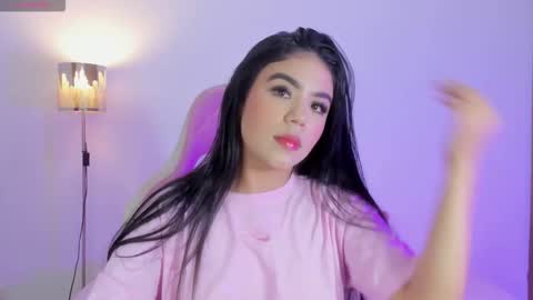 Isabel  online show from 12-23-25, 04:32