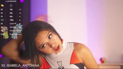 Snapshot of isabela_antonia_ chatting on 09-27-25, 11:59 online show from 09-27-25, 11:59