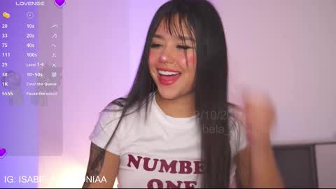 Snapshot of isabela_antonia_ chatting on 10-16-25, 12:28 online show from 10-16-25, 12:28