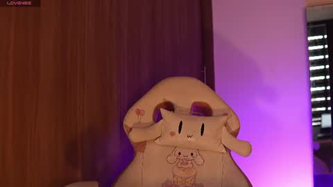    online show from 07-18-26, 02:54