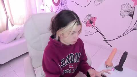 isabela_fiorelli online show from 10-06-25, 01:08