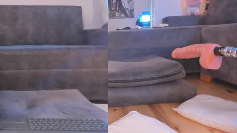 Snapshot of isabela_franco_ chatting on 02-25-25, 03:05 Isabela online show from 02-25-25, 03:05