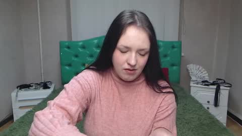 Snapshot of isabelblackberry chatting on 12-06-24, 10:16 IsabelBlackberry online show from 12-06-24, 10:16