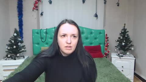 Snapshot of isabelblackberry chatting on 12-27-24, 12:34 IsabelBlackberry online show from 12-27-24, 12:34
