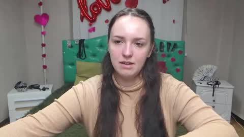 Snapshot of isabelblackberry chatting on 10-16-25, 05:52 IsabelBlackberry online show from 10-16-25, 05:52