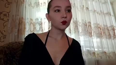 Isabel online show from 07-15-26, 08:30