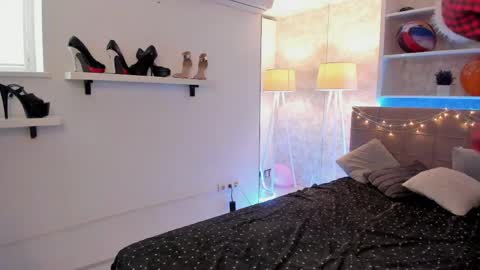 IsabelKiss online show from 03-30-26, 06:25