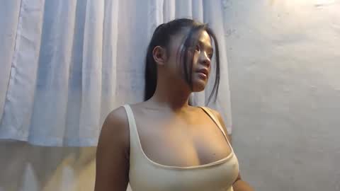 Snapshot of isabell2207 chatting on 05-18-26, 09:09 Isabell online show from 05-18-26, 09:09