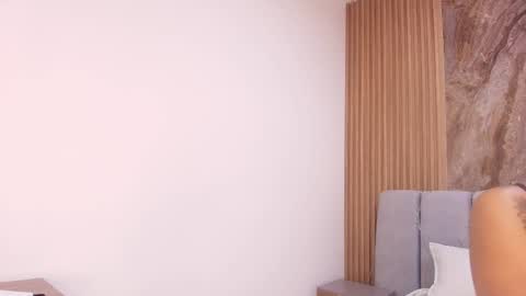 Isa online show from 01-14-26, 12:00