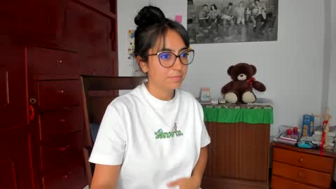 Snapshot of isabella22_1 chatting on 12-03-24, 06:49 Isabella22 1 online show from 12-03-24, 06:49