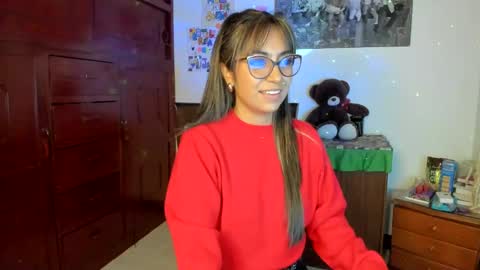Snapshot of isabella22_1 chatting on 01-28-25, 04:30 Isabella22 1 online show from 01-28-25, 04:30