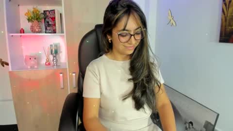 Snapshot of isabella22_1 chatting on 02-26-25, 06:54 Isabella22 1 online show from 02-26-25, 06:54