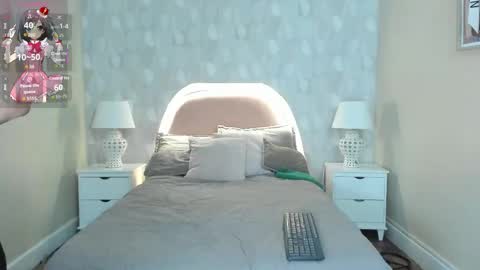 Snapshot of isabella__milf chatting on 01-10-26, 07:04 isabella__milf online show from 01-10-26, 07:04