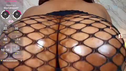 isabella__rose_ online show from 06-21-26, 07:49