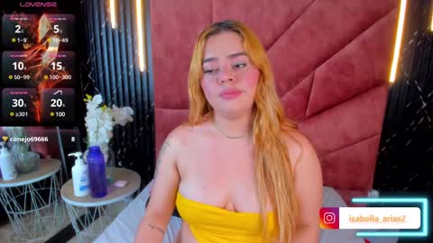 Snapshot of isabella_arias1 chatting on 03-11-25, 10:18 Isabella Arias online show from 03-11-25, 10:18