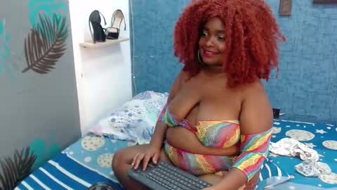 Snapshot of isabella_brown19 chatting on 10-29-25, 11:23 ISABELLA online show from 10-29-25, 11:23