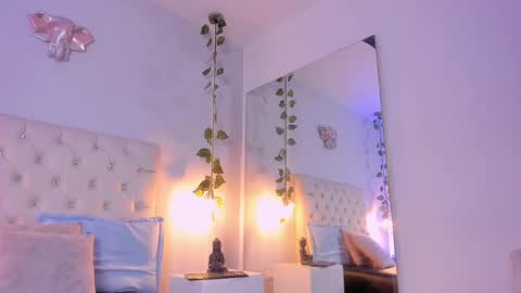   online show from 02-19-25, 01:51