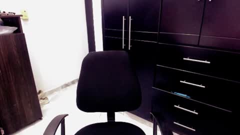 sandra   isabella hotxxx online show from 03-05-25, 02:03