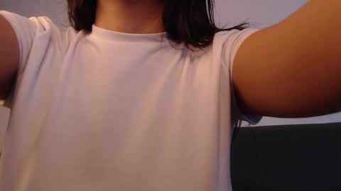 ISABELLA online show from 01-08-25, 10:48